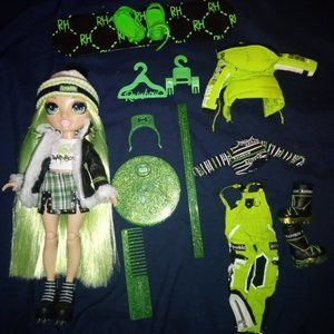 Rainbow High Doll Jade Hunter